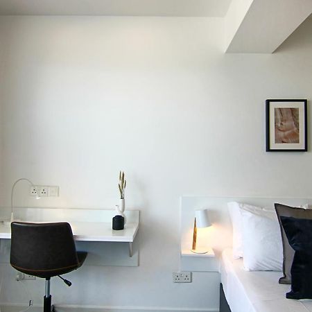 Phaedrus Living: Luxury Suite Nicosia 505 Ngoại thất bức ảnh