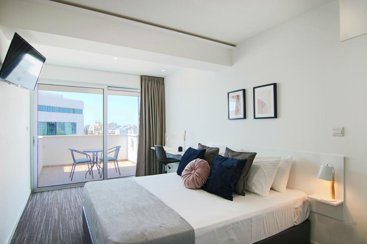 Phaedrus Living: Luxury Suite Nicosia 505 Ngoại thất bức ảnh